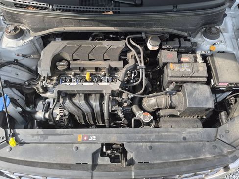 Used 2025 Hyundai Venue SEL FWD image 34