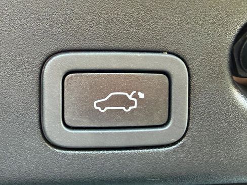Used 2013 Jaguar XJ L Portfolio AWD/4WD image 14
