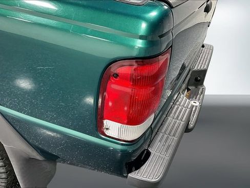 Used 2000 Ford Ranger XLT AWD/4WD image 16