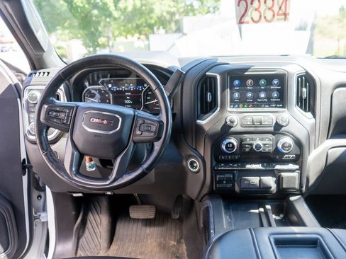 Used 2020 GMC Sierra 1500 AT4 w/ AT4 Premium Package AWD/4WD image 16