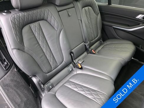 Used 2021 BMW X7 xDrive40i w/ Executive Package 2 AWD/4WD image 29