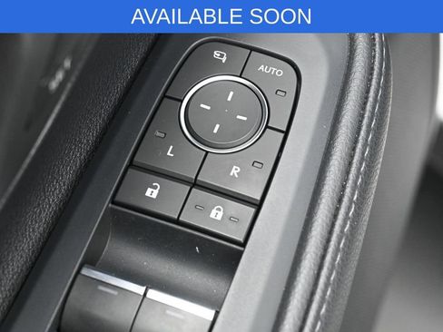 Used 2024 Toyota Grand Highlander AWD image 12