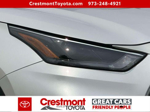 Used 2026 Toyota Highlander XLE AWD/4WD image 7