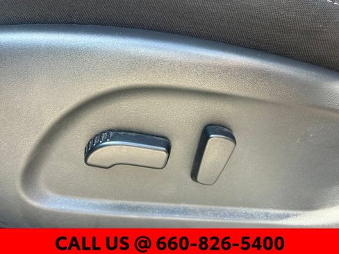 Used 2020 Nissan Pathfinder SV AWD/4WD image 9