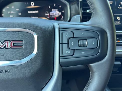 Used 2025 GMC Sierra 1500 SLT w/ SLT Premium Plus Package AWD/4WD image 15