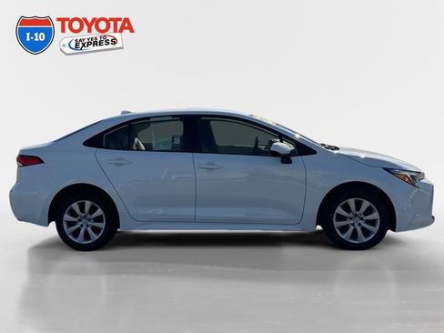 Certified 2025 Toyota Corolla LE image 6