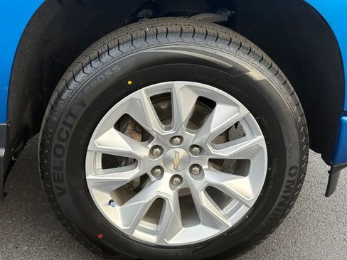 Used 2022 Chevrolet Silverado 1500 Custom image 26