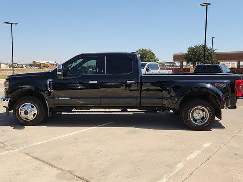 Used 2020 Ford F350 Lariat w/ Lariat Ultimate Package AWD/4WD image 2