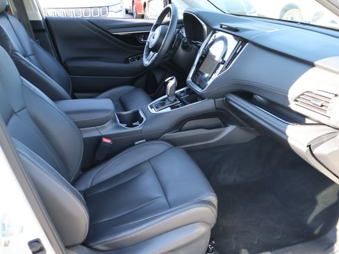 Used 2023 Subaru Outback Touring XT AWD/4WD image 7