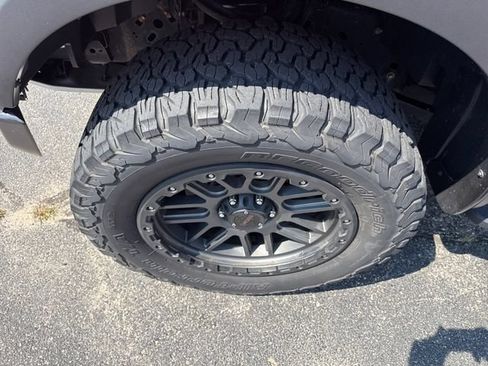 Used 2019 Ford F150 Raptor w/ Equipment Group 802A Luxury AWD/4WD image 21