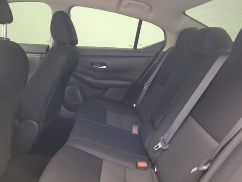 Used 2020 Nissan Sentra SV FWD image 18