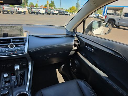 Used 2015 Lexus NX 200t AWD image 21