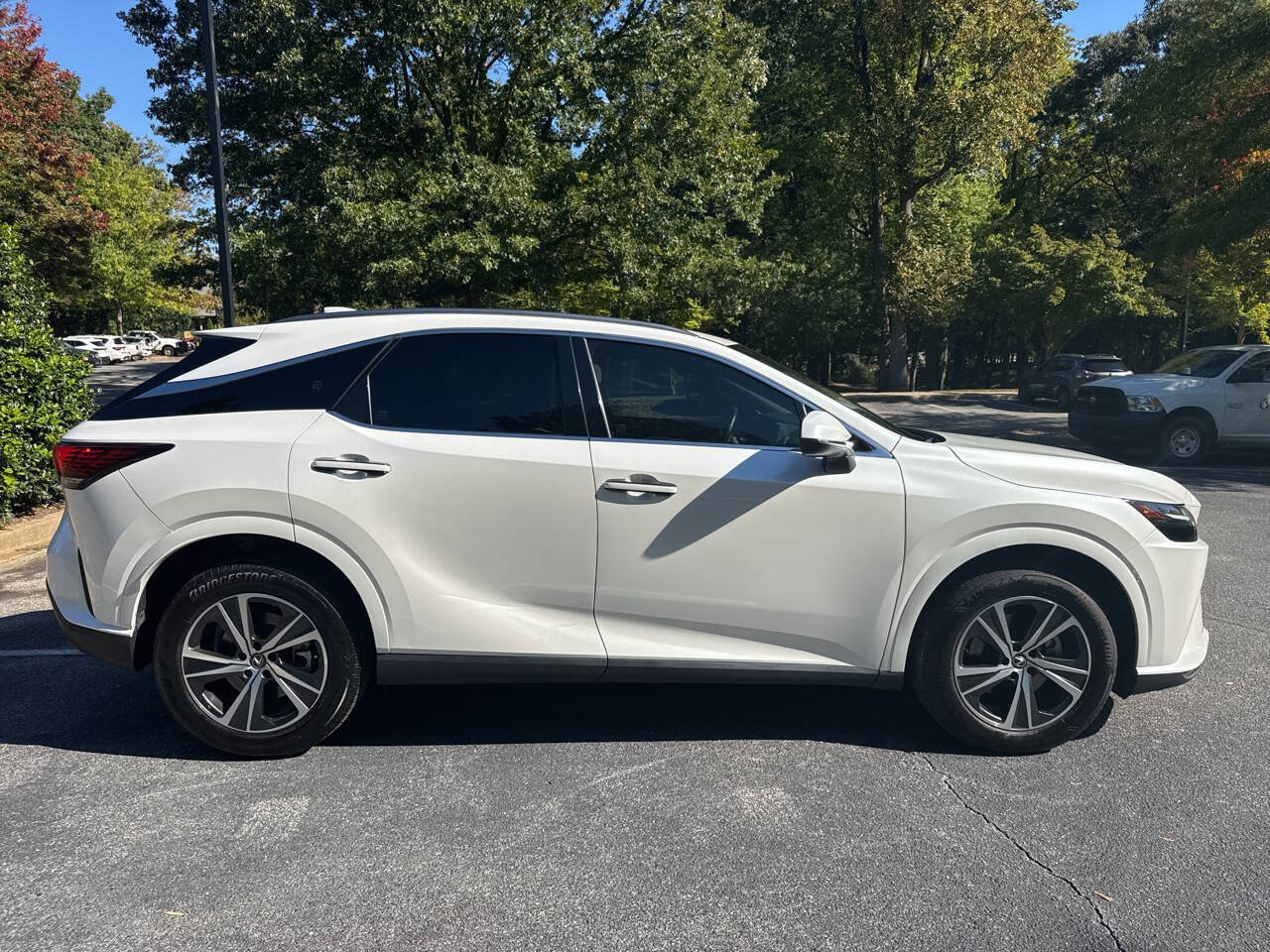 Used 2024 Lexus RX 350 Premium w/ Accessory Package (Z1) FWD image 3