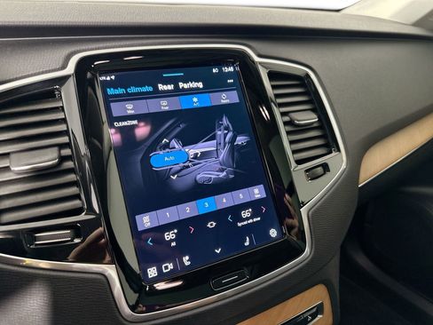 Used 2024 Volvo XC90 B6 Plus w/ Protection Package Premier image 16