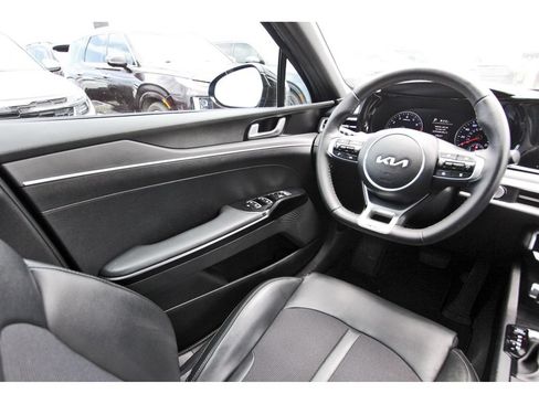 Used 2024 Kia K5 GT-Line FWD image 9