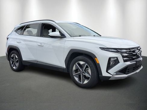 Used 2025 Hyundai Tucson SEL FWD image 7