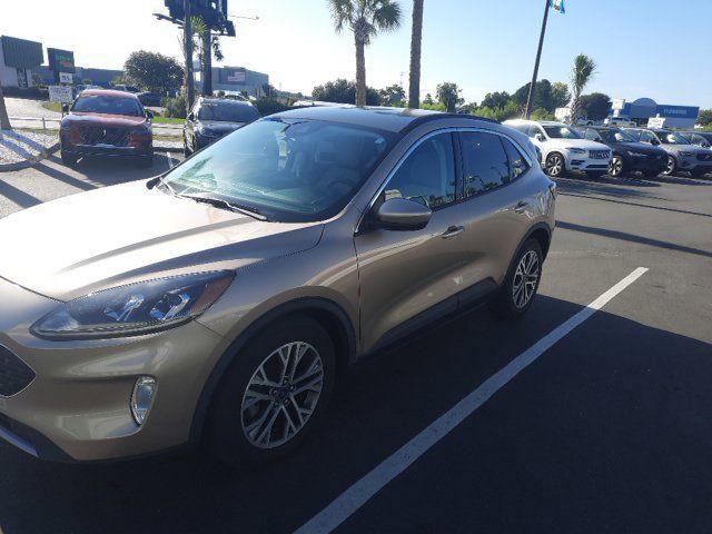 Used 2021 Ford Escape SEL w/ Technology Package FWD image 8