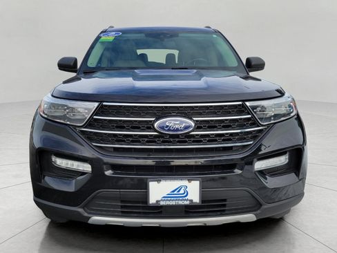 Used 2020 Ford Explorer XLT w/ Equipment Group 202A image 13