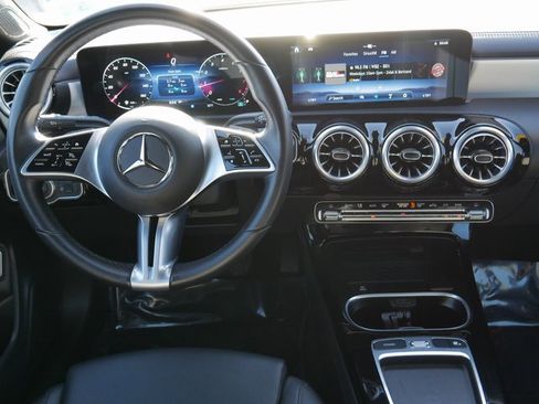 Used 2025 Mercedes-Benz CLA 250 4MATIC image 16