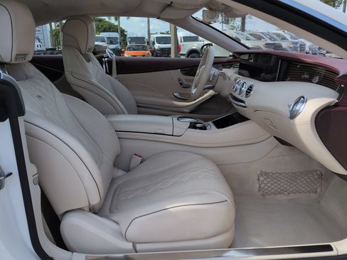 Used 2019 Mercedes-Benz S 560 Cabriolet image 13
