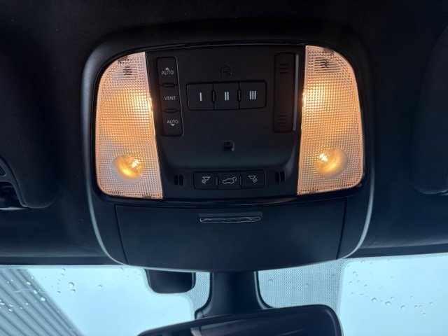 Used 2022 Dodge Durango R/T RWD image 26