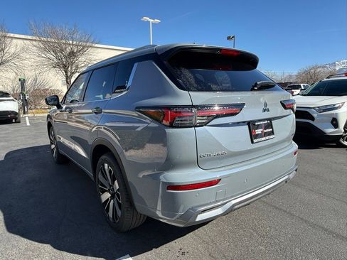 New 2026 Mitsubishi Outlander SEL image 5