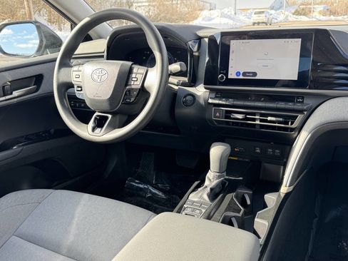 Used 2025 Toyota Camry LE image 22