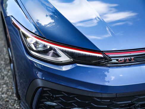 New 2026 Volkswagen GTI SE image 13