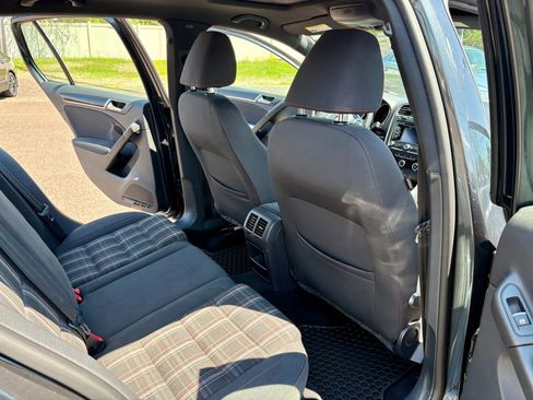 Used 2012 Volkswagen GTI 4-Door FWD image 21