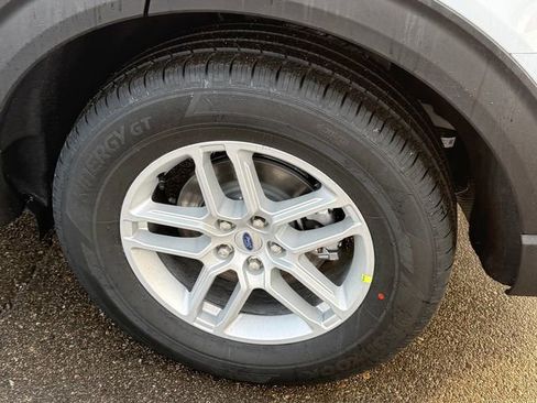 New 2026 Ford Explorer Active image 9