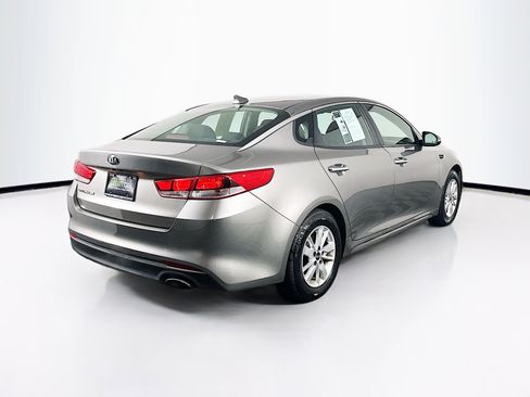 Used 2016 Kia Optima LX image 9