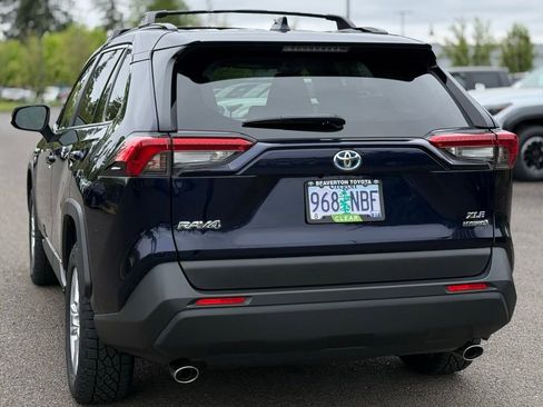 Certified 2021 Toyota RAV4 XLE AWD/4WD image 3