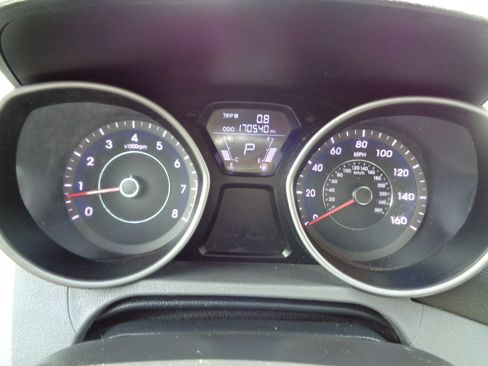 Used 2013 Hyundai Elantra GLS image 18
