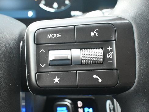 Used 2026 Hyundai Palisade SEL FWD image 16