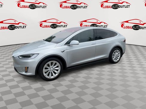 Used 2017 Tesla Model X 100D AWD/4WD image 4