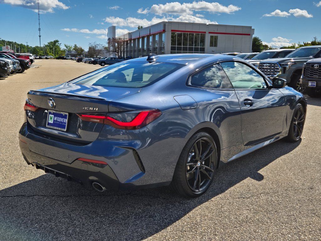 Used 2023 BMW 430i xDrive Coupe w/ M Sport Package AWD/4WD image 6