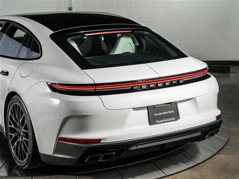 New 2026 Porsche Panamera Turbo image 33