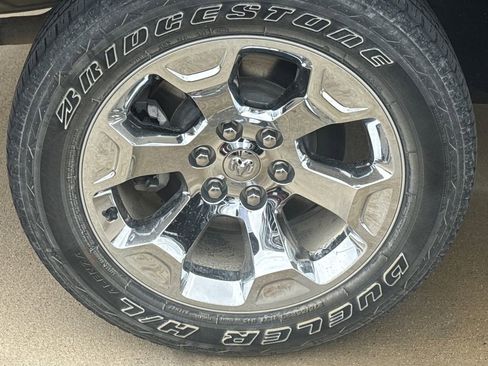 Used 2024 RAM 1500 Lone Star image 9