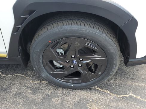 Certified 2025 Subaru Crosstrek 2.5i Sport AWD/4WD image 5