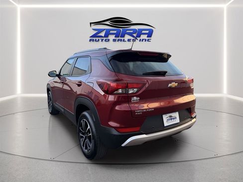 Used 2025 Chevrolet TrailBlazer LT image 4