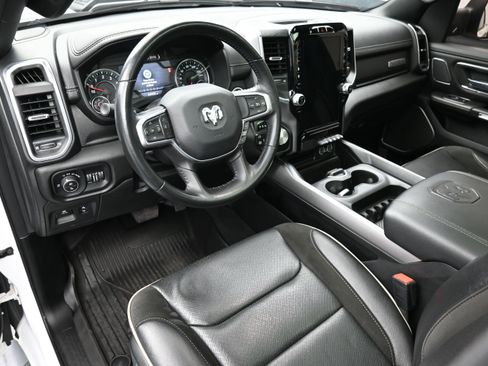 Used 2023 RAM 1500 Laramie AWD/4WD image 22