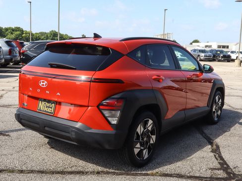 Used 2024 Hyundai Kona SEL FWD image 4