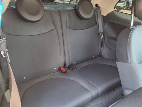 Used 2015 FIAT 500 Pop image 5