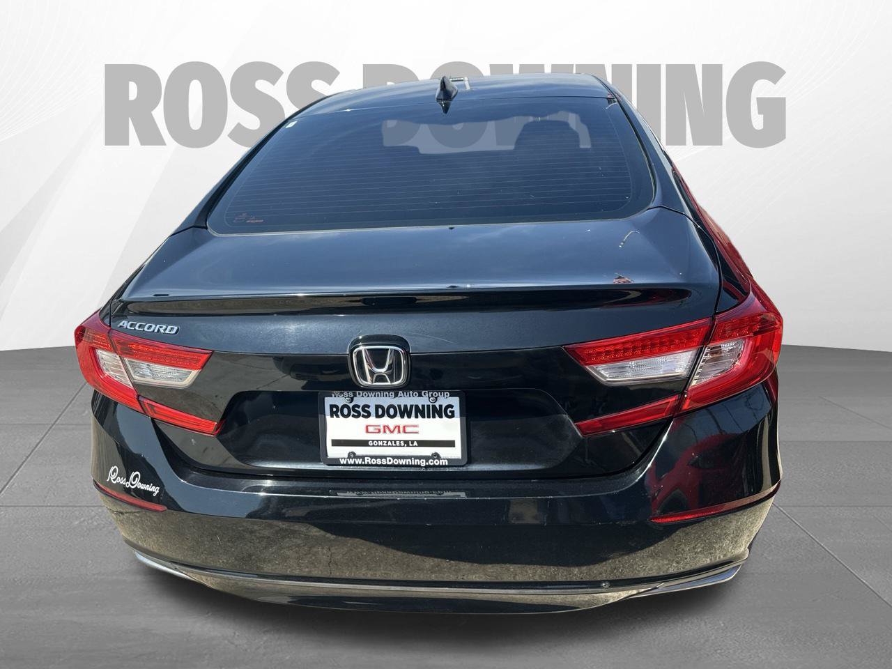 Used 2018 Honda Accord EX image 5