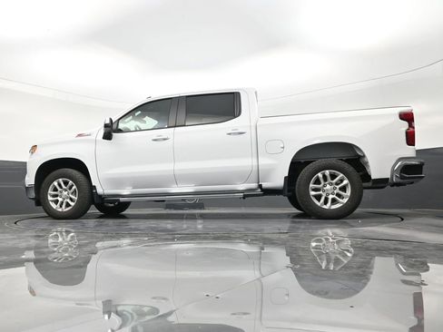 Used 2023 Chevrolet Silverado 1500 LT w/ Z71 Off-Road Package AWD/4WD image 21