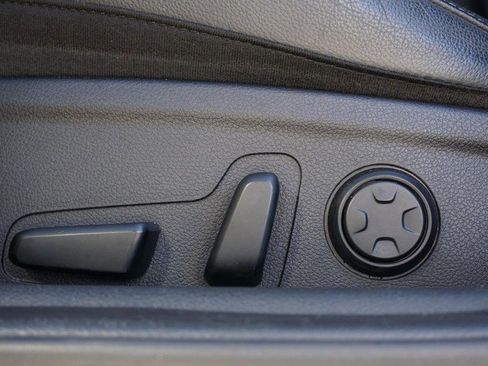 Used 2018 Kia Stinger Premium image 22