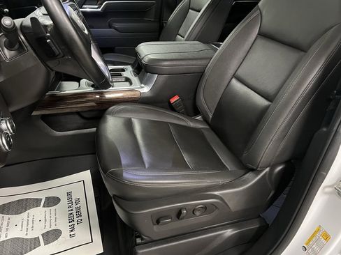 Used 2025 GMC Sierra 1500 Elevation w/ Elevation Premium Package image 26