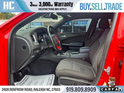 Used 2022 Dodge Charger SXT image 12