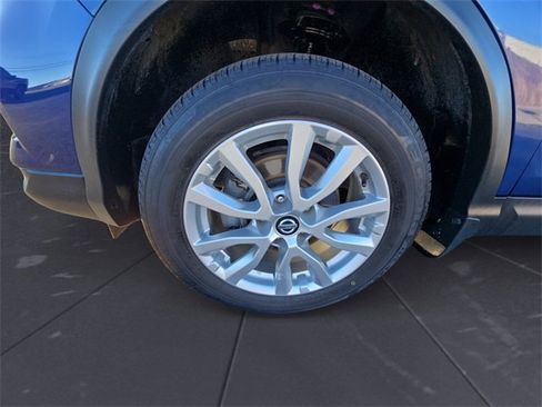 Used 2021 Nissan Rogue Sport S image 14