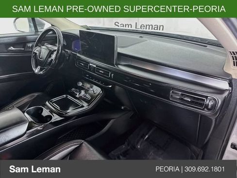 Used 2021 Lincoln Nautilus FWD w/ Equipment Group 101A image 28